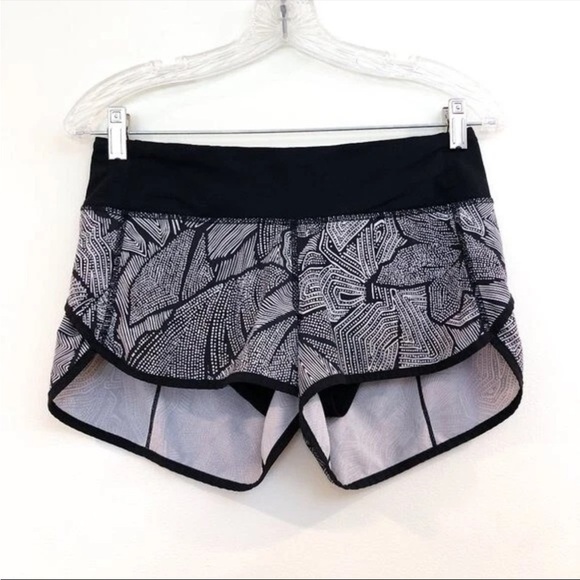 Lululemon Athletica Speed Short Dottie Tribe - Picture 2 of 3